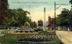 Flower Beds, Grand Ave - MIlwaukee, Wisconsin