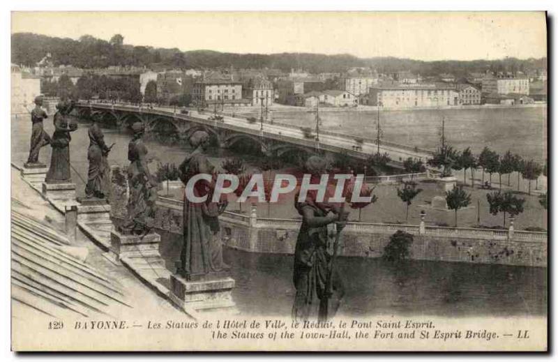 Old Postcard Bayonne Statues In The City star The bridge reduces the Holy Spirit