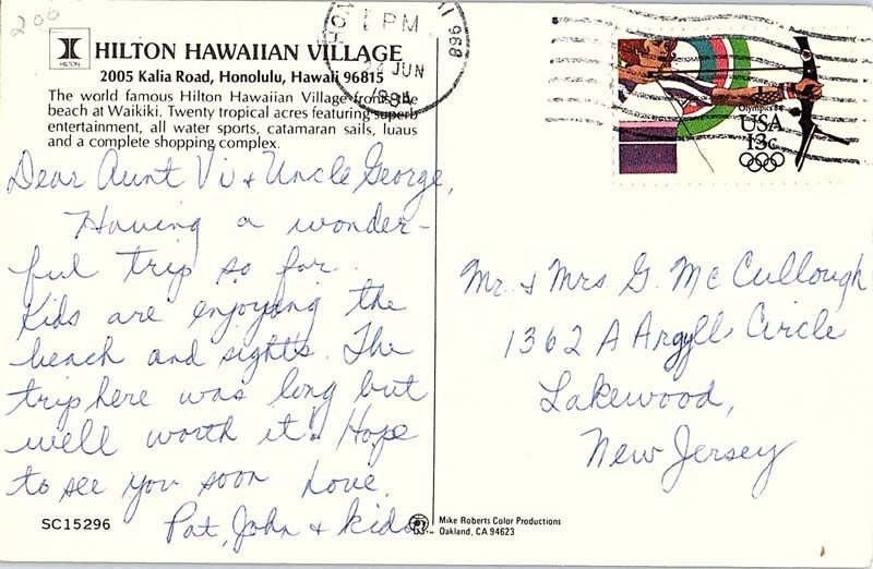 Postcard HOTEL SCENE Honolulu Hawaii HI AI9779