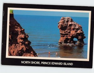 Postcard The red cliffs of Cavendish, North Shore, Canada