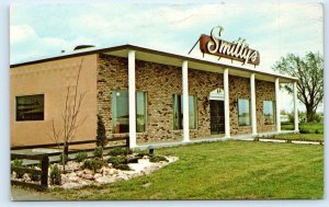 SIOUX FALLS, SD South Dakota ~ Roadside SMITTY'S PANCAKE HOUSE c1960s Postcard