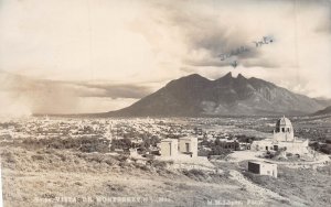 VIEW OF MONTERREY N L MEXICO~SADDLE MOUNTAIN~1940s M LOPEZ PREAL PHOTO POSTCARD