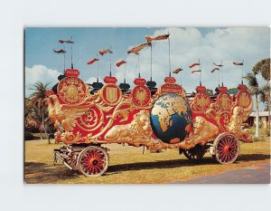 Postcard Two Hemisphere Band Chariet, Circus Hall Of Fame, Sarasota, Florida