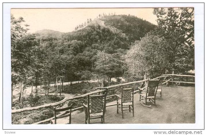 Deer Leap From Upper Veranda, Long Trail Lodge, Rutland, Vermont, 00-10´s