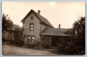 RPPC  Colonial House  - Real Photo Postcard  c1910