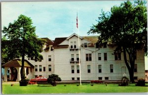 Shady Lane Home for Aging, Manitowoc WI Vintage Postcard G13