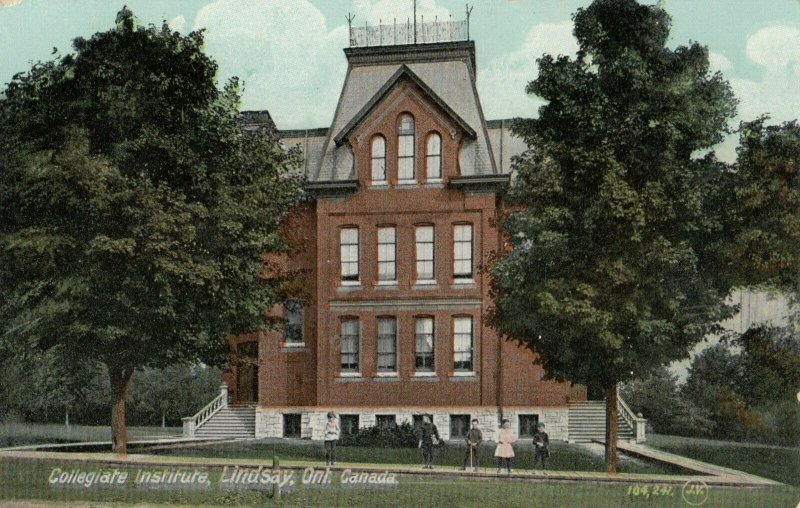 LINDSAY , Ontario, Canada, 1900-10s ; Collegiate Institute , V-2