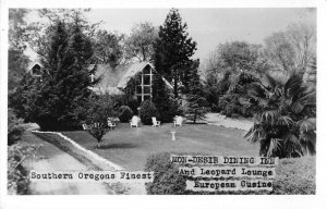 Central Point Oregon Mon Desir Dining Inn Real Photo Vintage Postcard AA13073