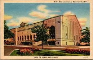 Vtg 1930's New Auditorium Minneapolis Minnesota MN Linen Postcard Lakers