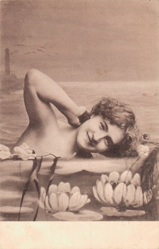 Art Nouveau Jugendstil Young Woman in the Water & Lilies Vintage Postcard 06.90