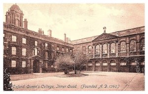 Oxford , Queen's College Inner Quad