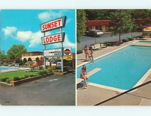 Unused Pre-1980 BATHING BEAUTY AT SUNSET LODGE MOTEL Abilene Texas TX u6219@