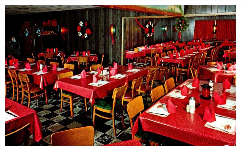 Rhode island   Glouseter ,  State Line Seafood  Restaurant  , Dining Room