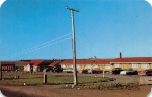 RED BRICK MOTEL Caribou, Maine US Route 1 Roadside Vintage Postcard ca 1950s