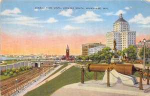 Milwaukee Wisconsin 1940s Postcard Spanish Cannon in Juneau Park 