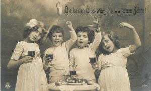 Postcard RPPC German girls & Boys happy New Year drinks 1918 23-1735