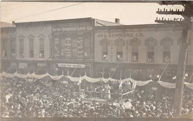 H84/ South Dakota Postcard RPPC c1910 Sioux Falls Band Crowd 140