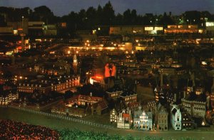 Holland, Panorama Night View Miniatuurstad Madurodam Den Haag Vintage Postcard