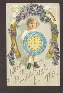 WE'RE UP TO THE MINUTE IN ETLAH MISSOURI FLORAL COVERED CLOK OLD POSTCARD
