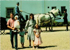 CPM AK La Famille Royale SWEDISH ROYALTY (845831)