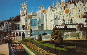 Disneyland, 010307, It's A Small World,  Magic Kingdom, Old Postcard