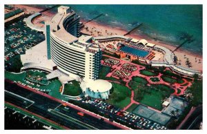 Postcard HOTEL SCENE Miami Beach Florida FL AT0191