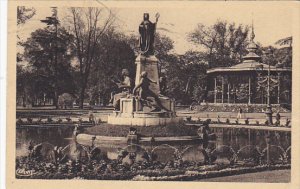 France Toulouse Monument Clemence Isaure et Jardin du Grand Rond