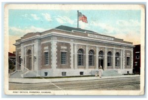 1922 Post Office Building Entrance Mother Daughter Parsons Kansas KS Postcard