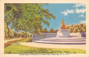 Statue at entrance to Lincoln Park Jersey City, New Jersey, USA Abe Lincoln U...