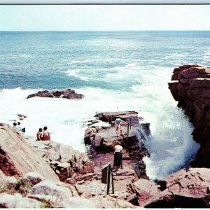 c1960s Bar Harbor, ME Acadia National Park Mt Desert Island Thunder Hole PC A35