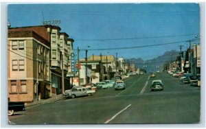 PORT ALBERNI, BC, Canada ~ ARGYLE STREET Scene Hotel 1961Cars  Postcard