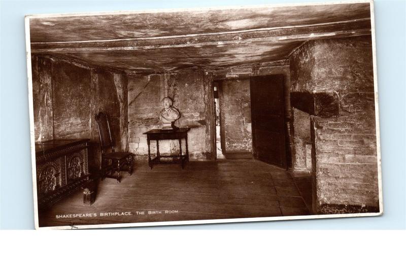 *1930s Shakespeare's Birthplace Birth Room Walter Scott Vintage Postcard C34