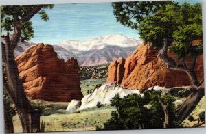 Postcard CO Pikes Peak Gateway to the Garden of the Gods