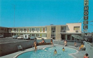 Fallon Nevada Travelodge Vintage Postcard AA41502