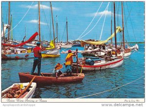 Bahamas Native Wares Arriving At Nassau By Boat