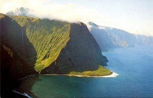 Hawaii Molokai View Along The North Shore