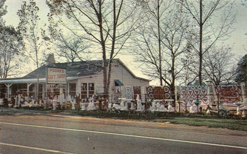 BEAR, DE Delaware  POORE'S GIFT SHOP Roadside NEW CASTLE COUNTY  Chrome Postcard 