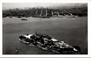 Vtg San Francisco California CA Alcatraz Island Bay City Skyline Postcard