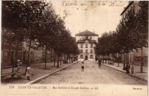 CPA LYON - La Villette Rue Gabillot et Groupe Scolaire (427359)