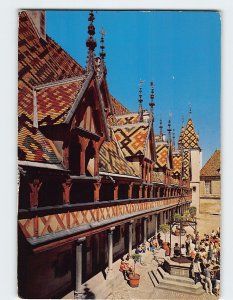 Postcard The Main section of building, Hostel-Dieu, Beaune, France