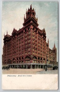 Philadelphia PA Broad Street Station Pennsylvania Postcard N22