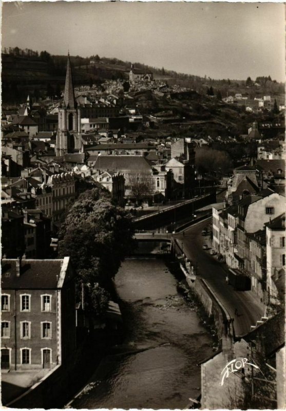 CPM Tulle - Les Quais sur la Correze (1060046)