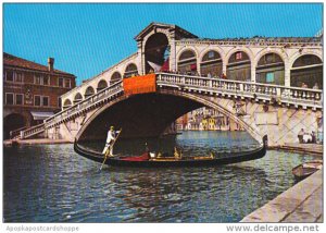 Citta Venezia Rialto Bridge and Gondola