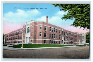 c1940s New High School, Muscatine Iowa IA Unposted Vintage Postcard