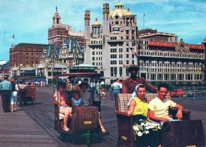 VINTAGE POSTCARD CONTINENTAL SIZE ATLANTIC CITY BOARDWALK 1960s