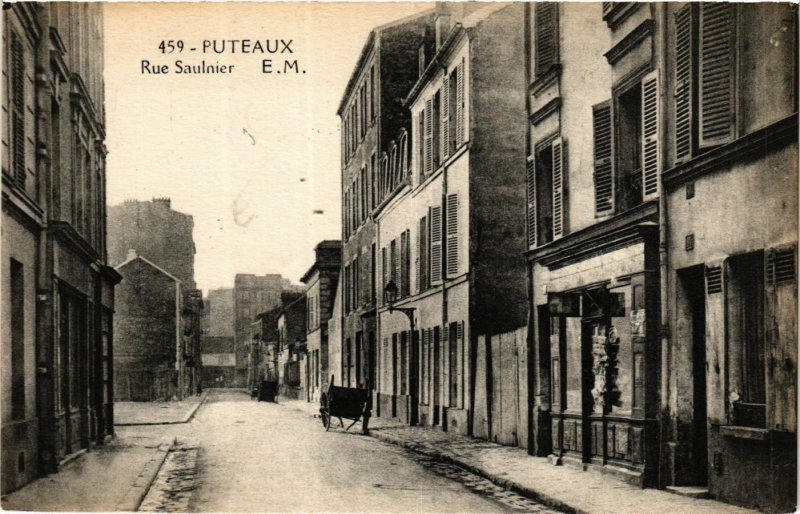 CPA PUTEAUX Rue Saulnier (413096)