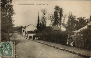 CPA Le Plant CHAMPIGNY Rue des Ormes (65580)