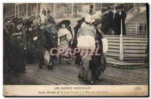 Postcard Old Fashion Female Headdress official of the pants skirt out at the ...