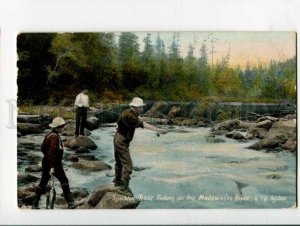 401035 CANADA Madawaska river fishing Vintage postcard
