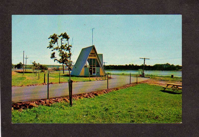 PEI Tourist Bureau Summerside Prince Edward Island Canada Carte Postale Postcard